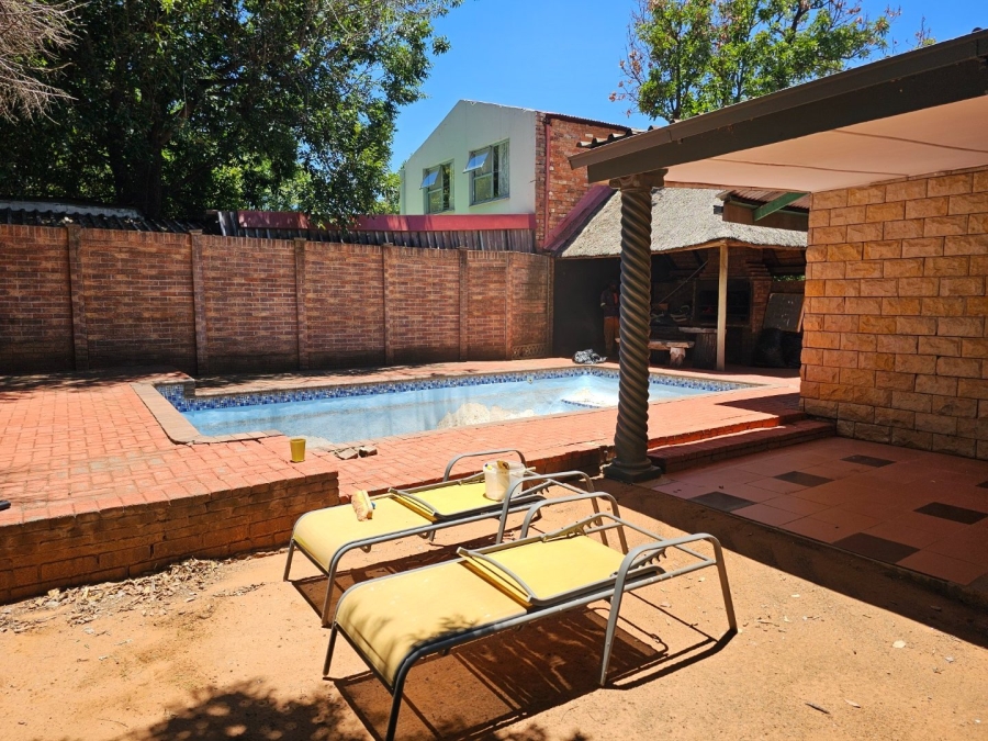 3 Bedroom Property for Sale in Uitsig Free State